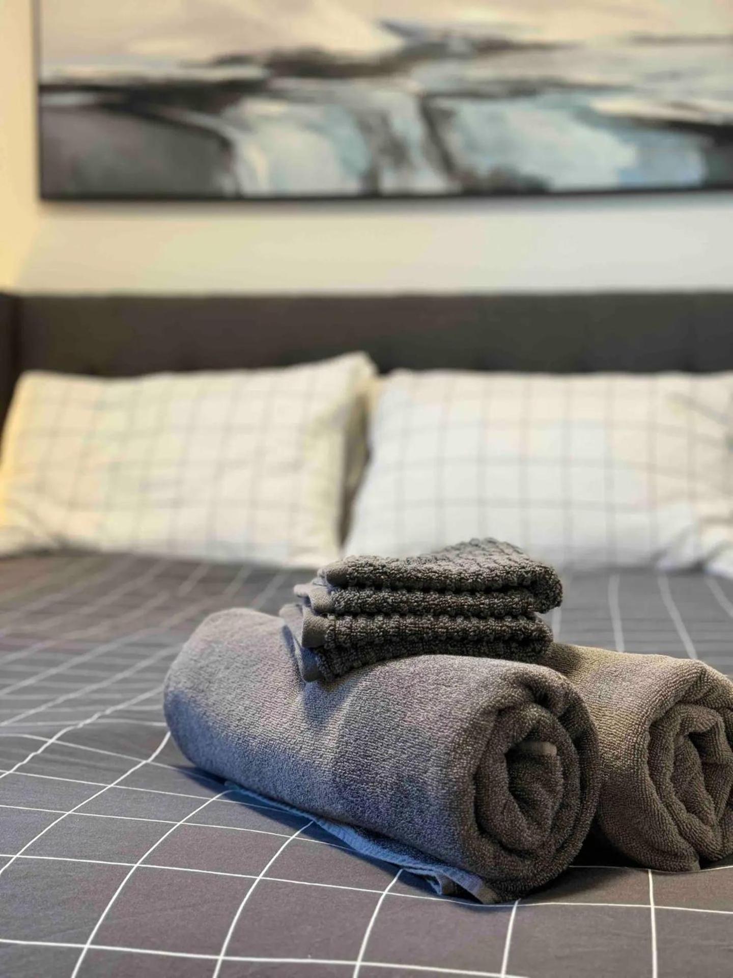 Villa Walking Distance To St Boniface, Easy Parking à Winnipeg Extérieur photo